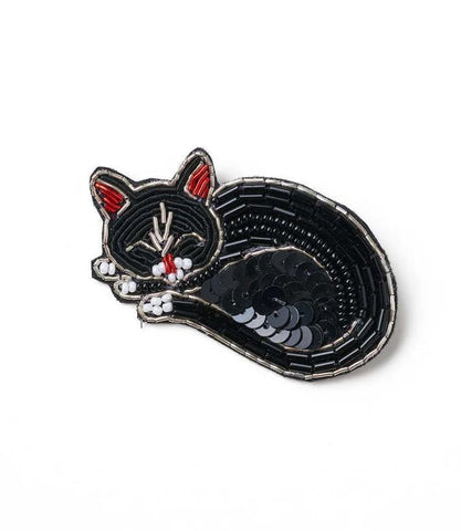 Beaded Brooch Pin | Sleeping Cat