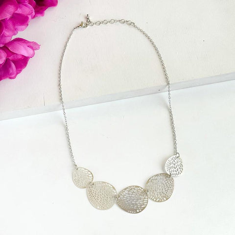Stenciled Leaf Necklace | Silver
