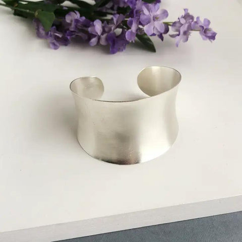 Concave Cuff | Silver